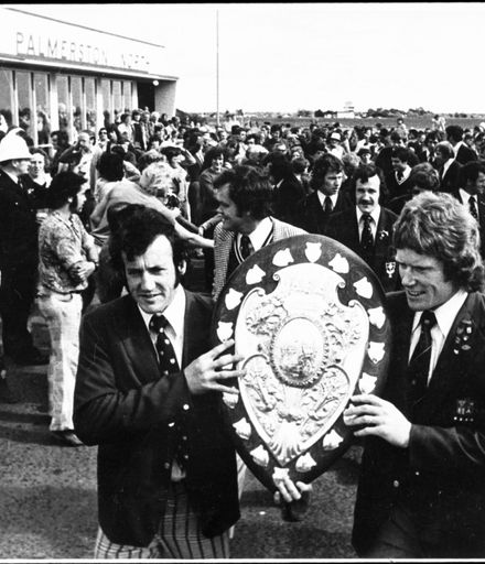 Manawatu Rugby Team arriving at Milson Airport with the Ranfurly Shield