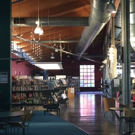 Palmerston North City Library, Non-Fiction area, 2017.