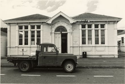 Feilding Public Library