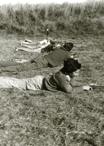Cubs on 'Commando Course'