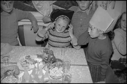 2022N_2022-38_P281_039451_010