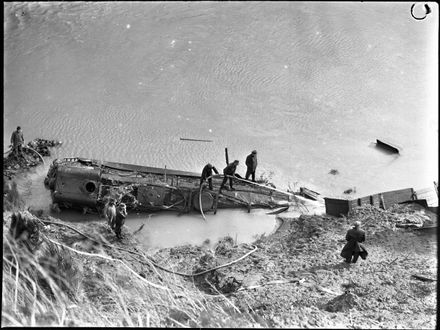 Train derailment, Manawatu Gorge