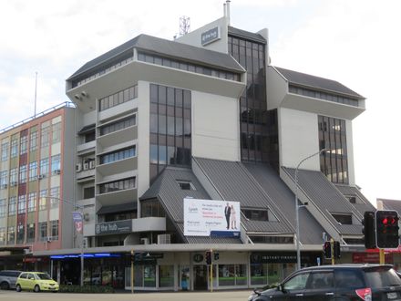 145-148 The Square, 5-21 Rangitikei Street, 288-302 Cuba Street - @ the hub