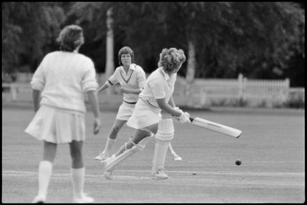 Aussies too polished in all facets - Resource cover image