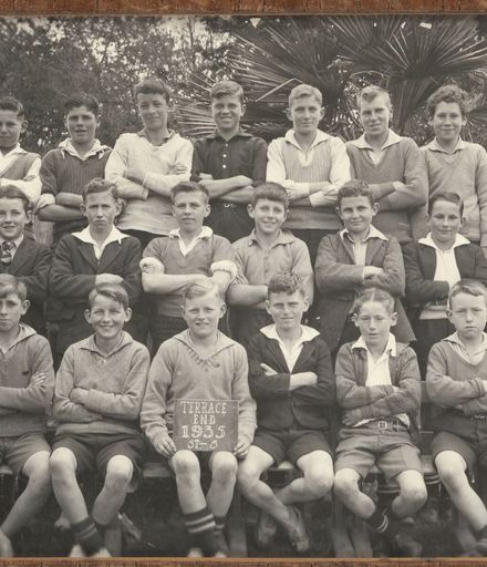 Terrace End School - Standard 5, 1935