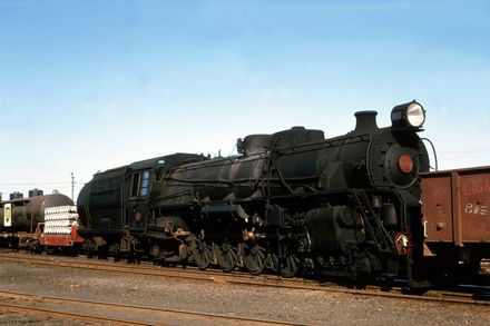 Train - J1227