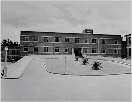 A & E entrance, Palmerston North Hospital