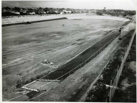 Construction of Grandstands, Memorial Park