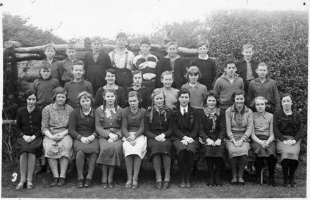 Ashhurst School, Class Photograph