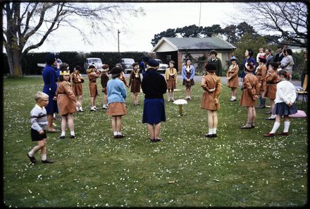 Girl Guides at Arahina training centre, Marton
