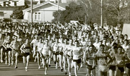 2022N_2017-20_039999 - Manawatu Marathon Clinic half-marathon 1991
