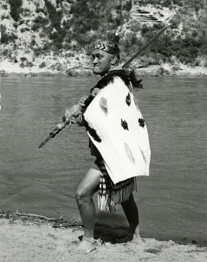 Ko Mac Whakamoe e wero ana