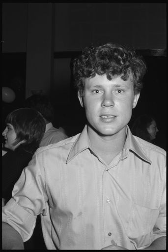 Unknown party attendees - Resource cover image