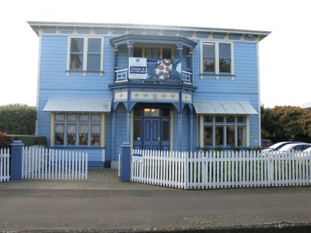Carncot School for Girls, Broadway Avenue