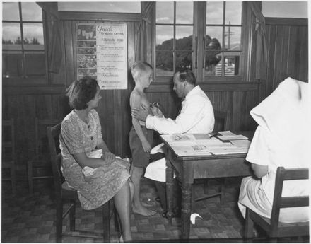 Evans Family Collection: School Medical Services, West End School