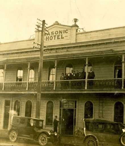 Group on the verandah of the Masonic Hotel