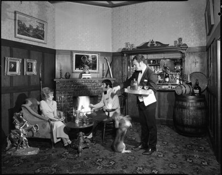 The Sheraton Restaurant - alcove and bar with dog