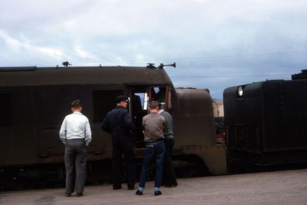 DG Class Engine and Railway Workers