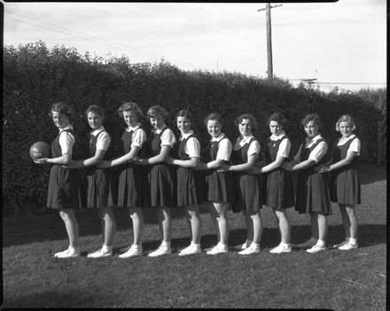 C Netball Team, Palmerston North Technical High School