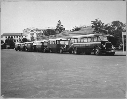 Municipal Motor Services buses, The Square
