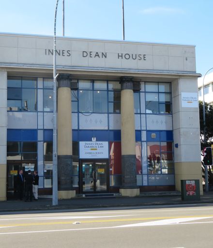 Innes Dean House, 38-42 Rangitikei Street