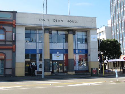 Innes Dean House, 38-42 Rangitikei Street