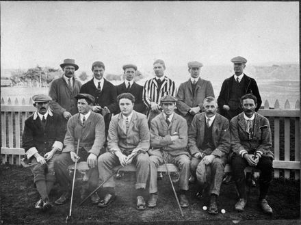 Members of the Manawatu Golf Club