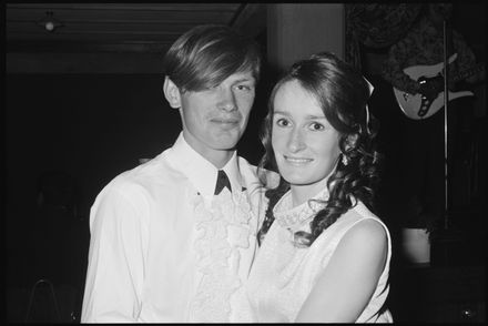 Unknown party attendees - Resource cover image