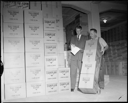 "Company makes Donation to Niue Islanders"