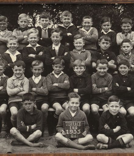 Terrace End School - Standard 1, 1935