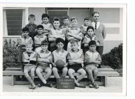 Highbury School - Sport team photo,  Rovers 1965 - Resource cover image
