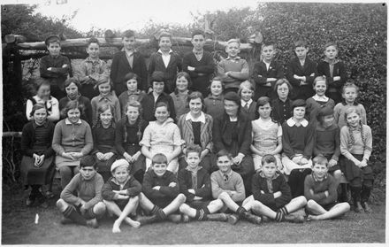 Ashhurst School, Class Photograph
