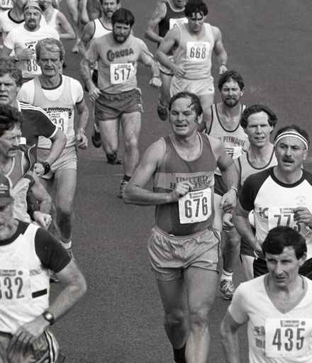 2022N_2017-20_040147 - Family flavour to run - Half-marathon 1986