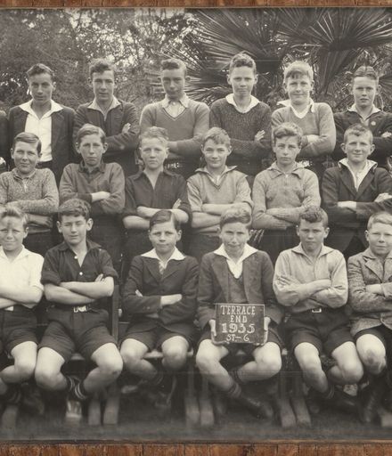 Terrace End School - Standard 6, 1935