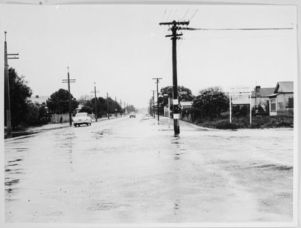 Corner of Princess and Grey Street in flood