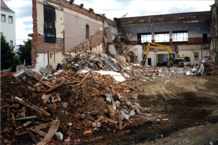 2025P_RayCarter-S1-F1_043412_005 - Demolition of Opera House
