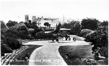 Cannon in The Square