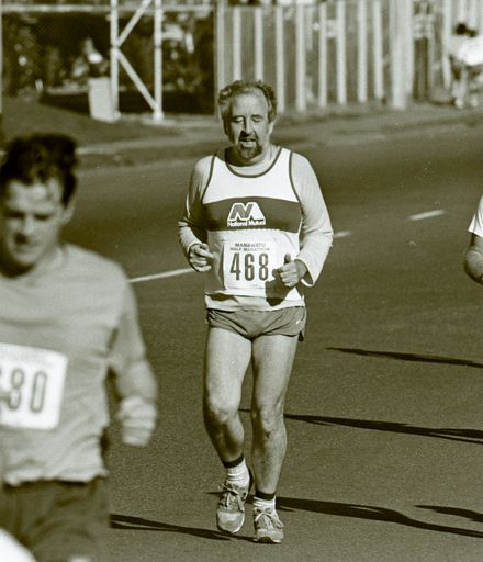 2022N_2017-20_040017 - Manawatu Marathon Clinic half-marathon 1991