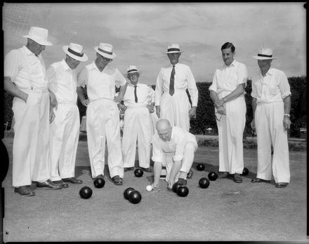 "Close Head Measured at Manawatu Green" Bowls