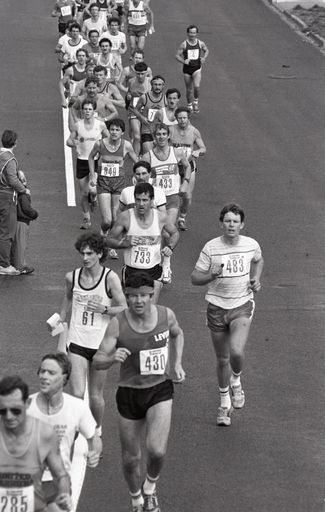 2022N_2017-20_040133 - Family flavour to run - Half-marathon 1986