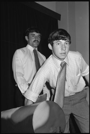 Unknown Xmas party - Resource cover image