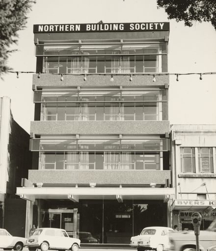 Northern Building Society building, The Square