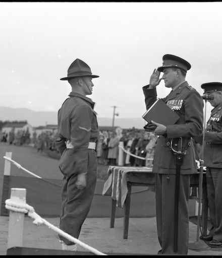 Senior Officer saluting a Soldier, 16th Intake, Central District Training Depot, Linton