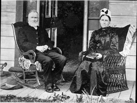 Sarah and George Dear - Resource cover image