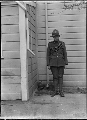 Possibly Edwin John Horace Berry - J Company, Territorials - Resource cover image
