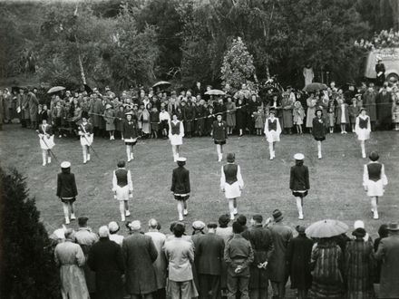 Unveiling of War Memorial, Memorial Park