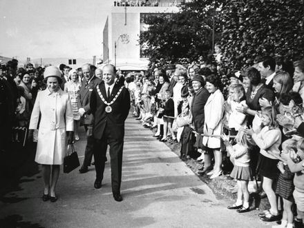 Queen Elizabeth II and Mayor Black