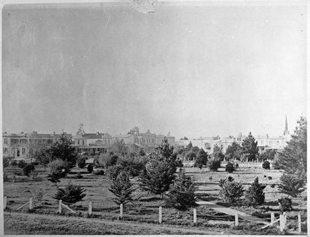 Looking across the Square Gardens to Broad Street