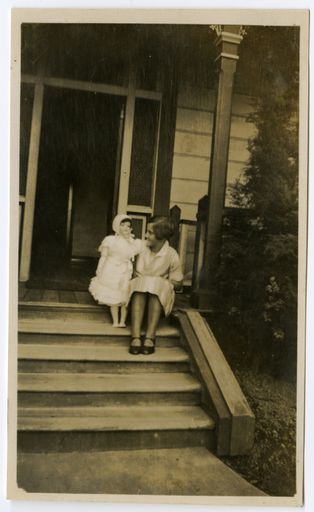 Andrews Collection: Marjorie and Her Doll