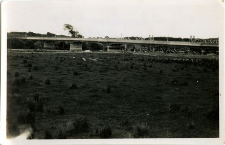 Whirokino Bridge near completion 1944 - Resource cover image